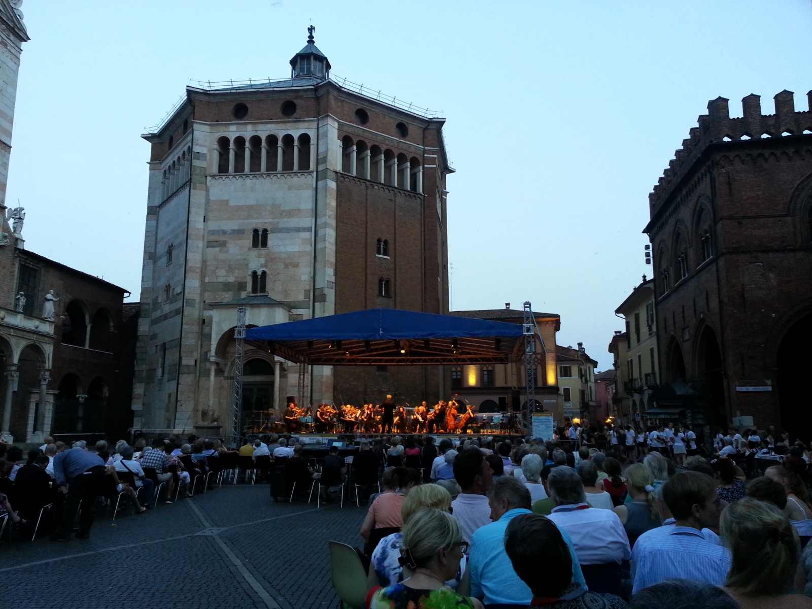 La piazza centrale